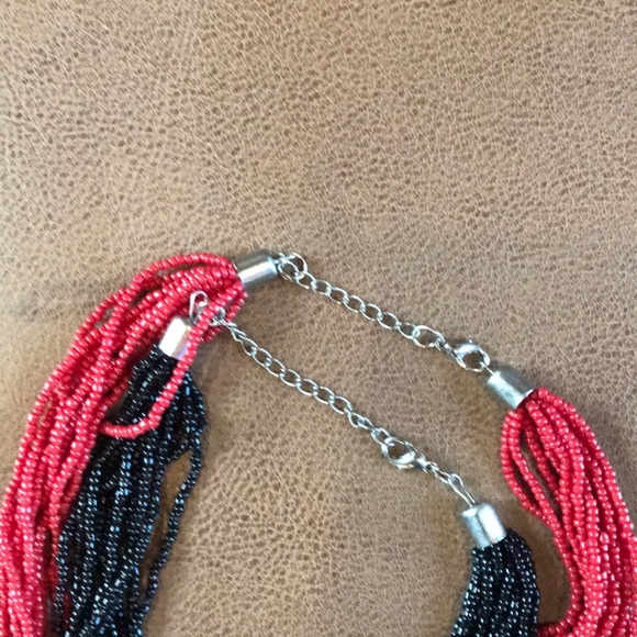 VINTAGE Two Seed Bead Necklaces from the sixties - Picture 6 of 8